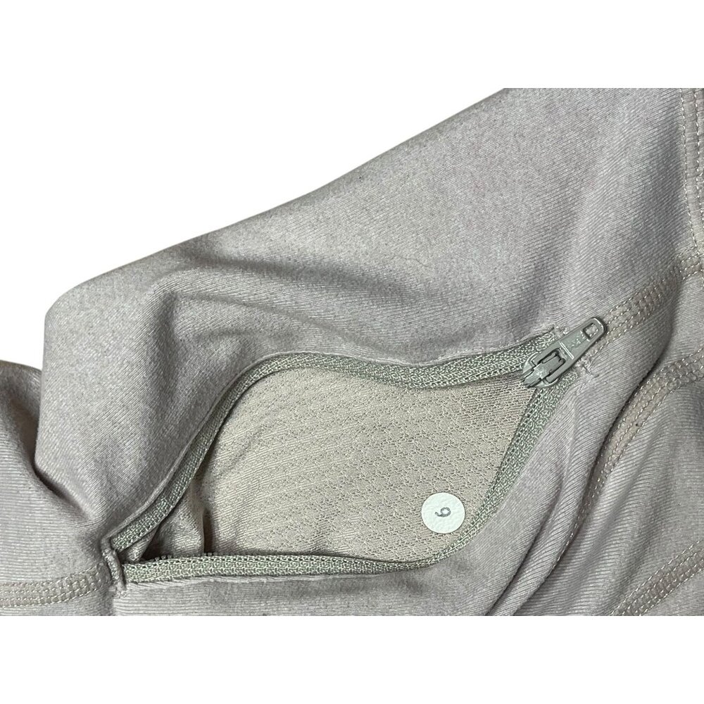 Lululemon Womens Full-Zip Jacket Size 6 Light  Grayish beige color. With Thumbho - Picture 5 of 16